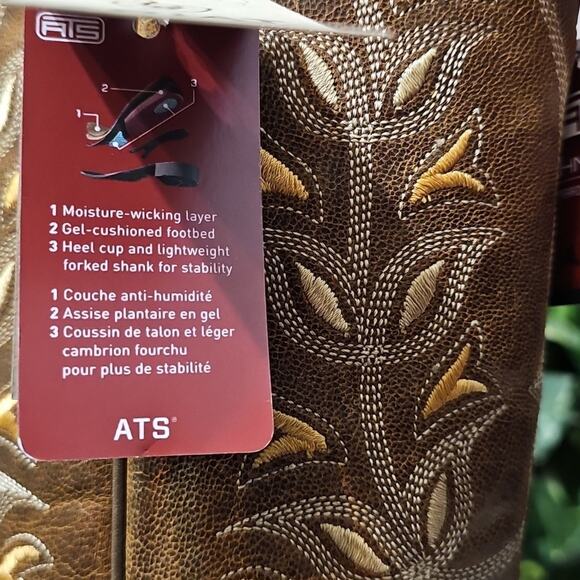 Ariat NWT Desert Holly Western Boots with Leaf Stitching 8.5 - Picture 11 of 15